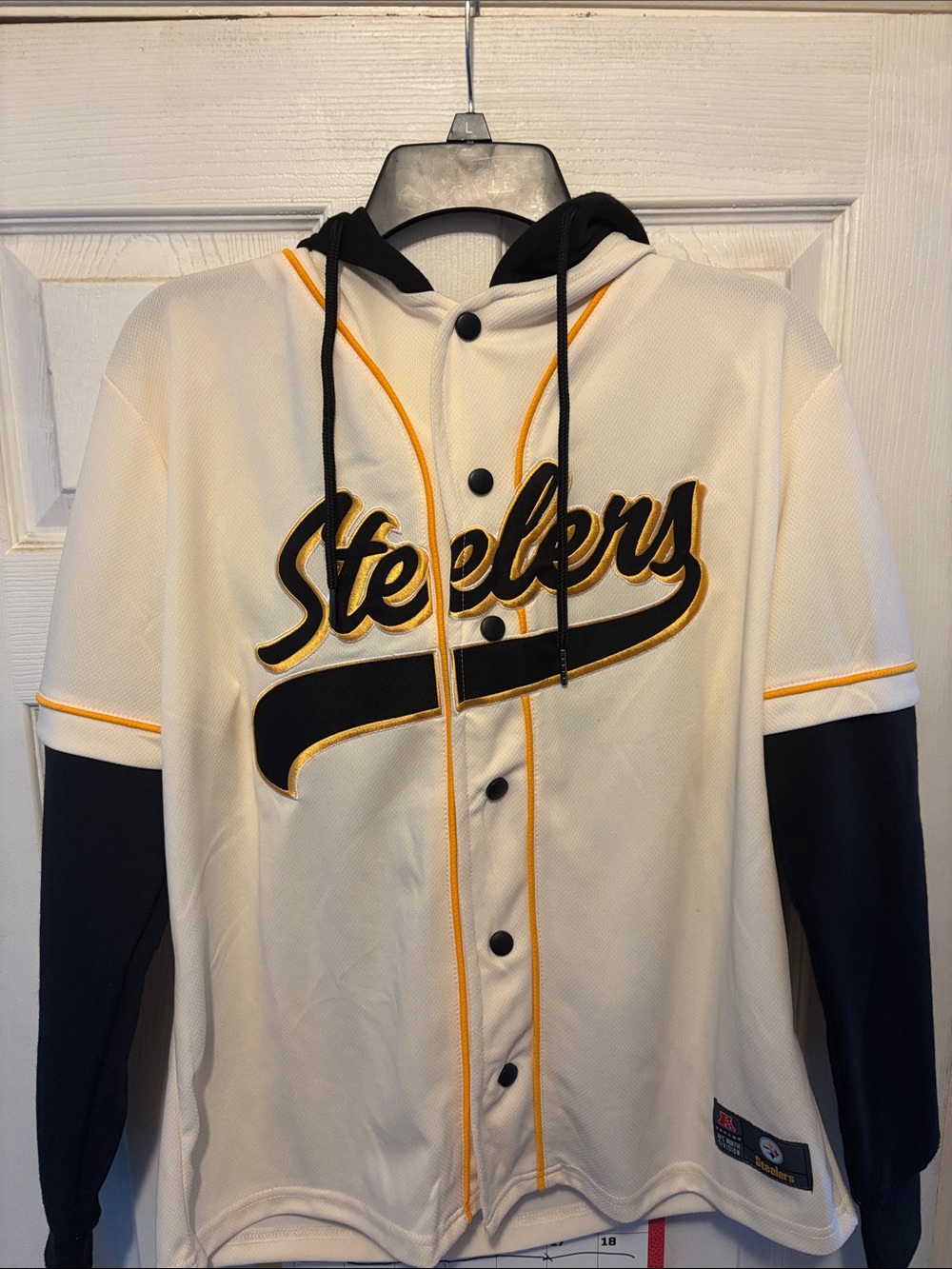 Steelers Cream and Black Hooded Button-Up Sweatshirt NWT Size Small